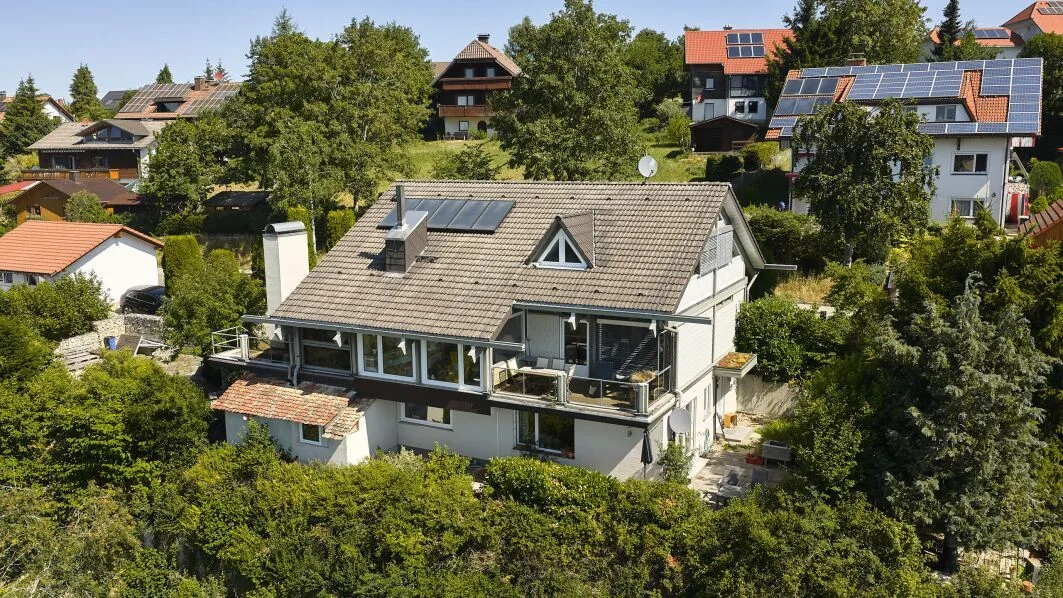 Villa mit Einliegerwohnung bei Löffingen im Schwarzwald